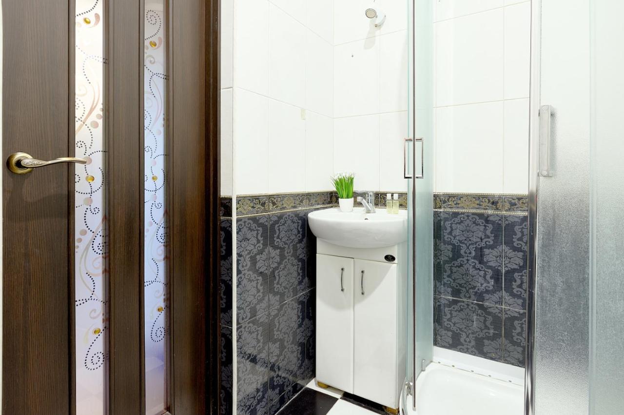 S12-58 Modern Aparthotel With Two 2Bedrooms In Central Kiev - Bessarabska Squere - Gulliver Mall - Olympic Stadium - Palace Of Sports - Saksahanskoho St, 12Б Eksteriør billede