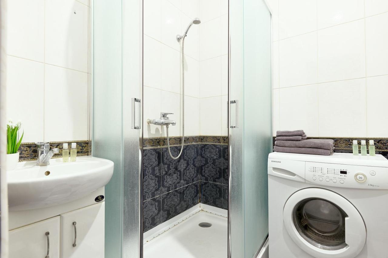 S12-58 Modern Aparthotel With Two 2Bedrooms In Central Kiev - Bessarabska Squere - Gulliver Mall - Olympic Stadium - Palace Of Sports - Saksahanskoho St, 12Б Eksteriør billede